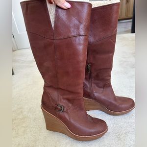 Used UGG high heel platform, tall boots